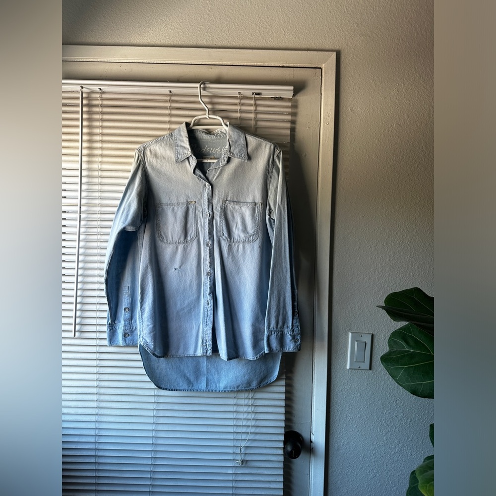 OG Madewell Chambray Button Down Shirt